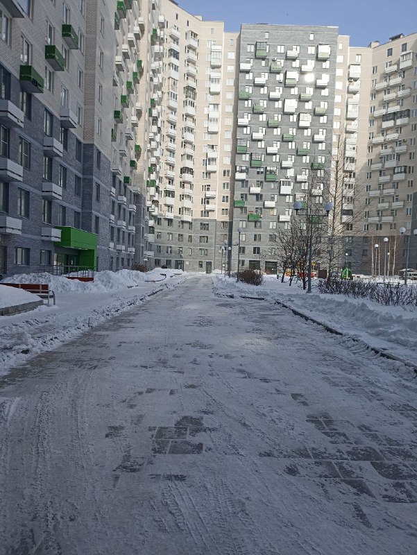 Суходольская, 47 вывоз снега.jpg