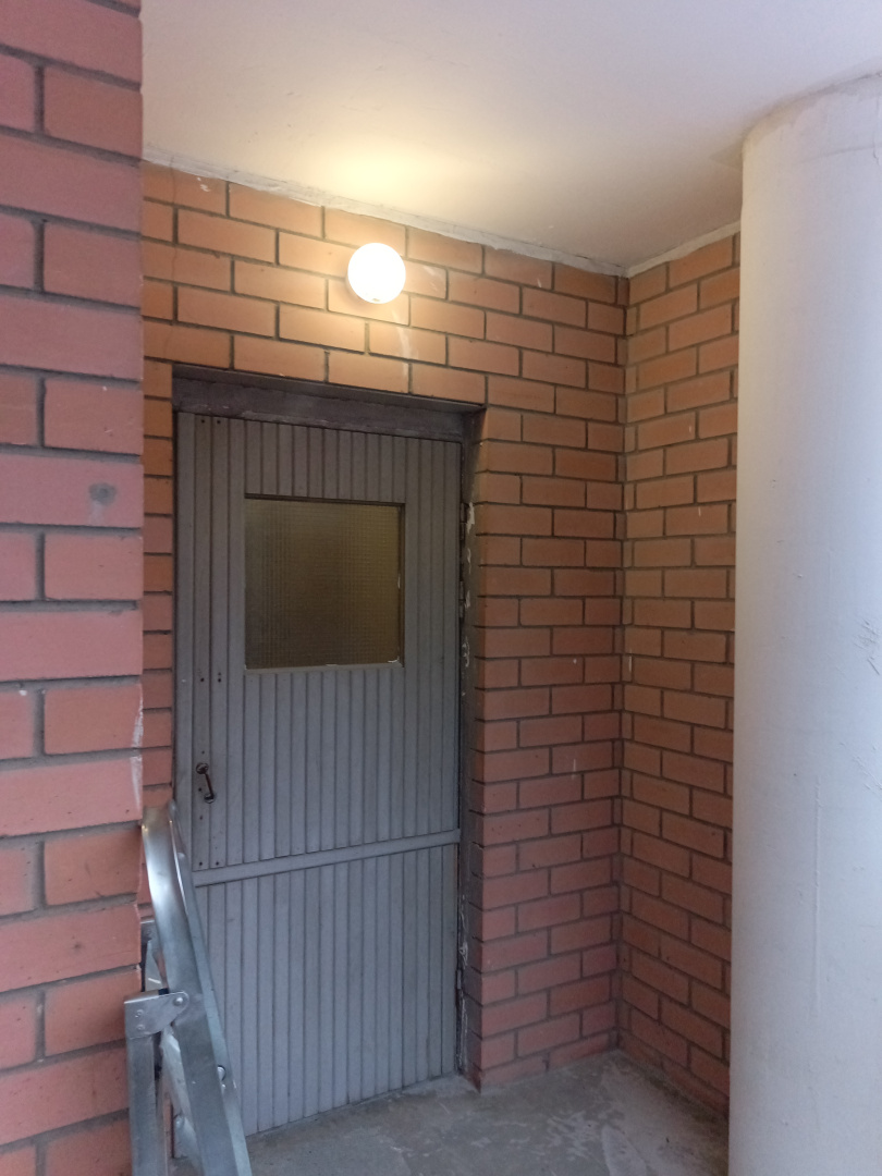 Технич.158 4,12 эт. замена ламп на лоджии.jpg