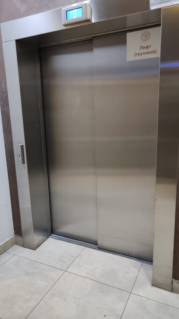 М75, 3 подъезд, пассажирский лифт..jpeg М75, 3 подъезд, пассажирский лифт..jpeg
