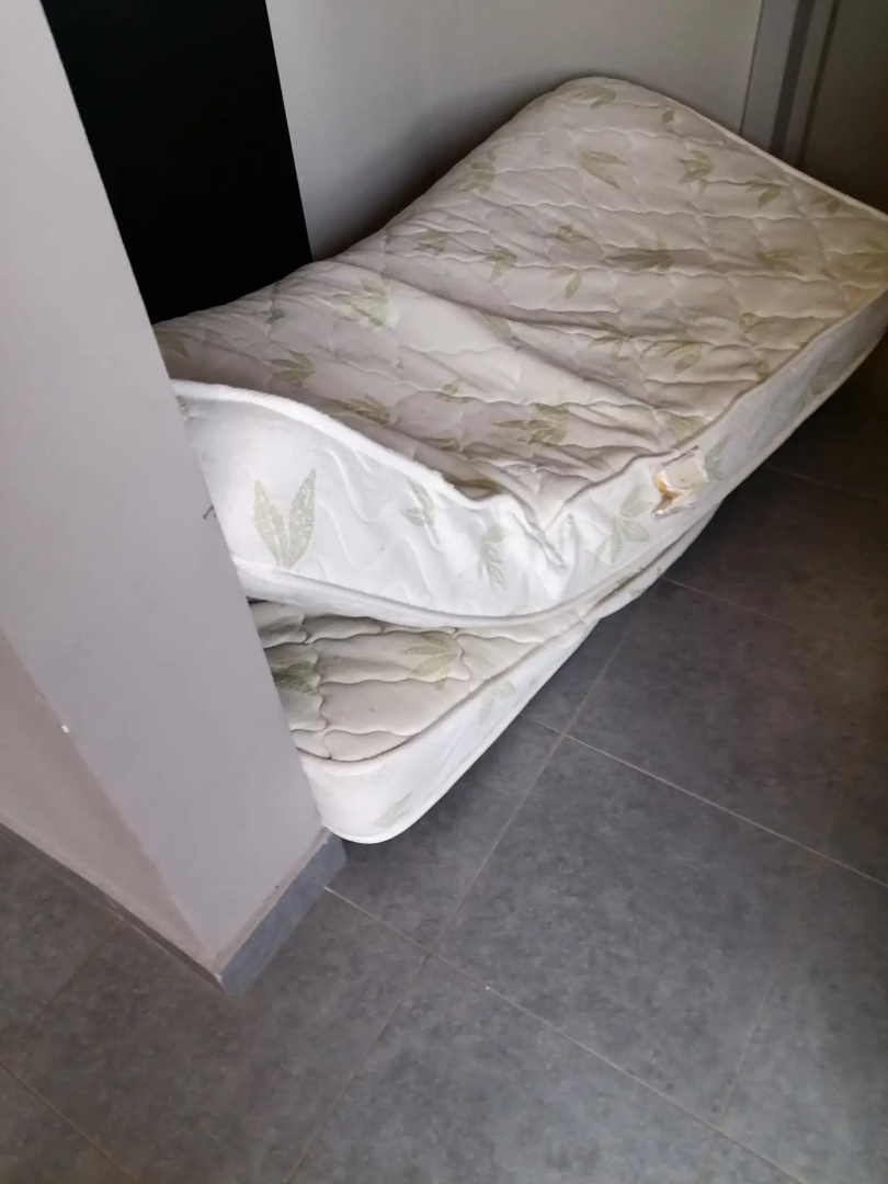 04608299-cb02-4d96-9ed0-d292b5b2f734.jpeg