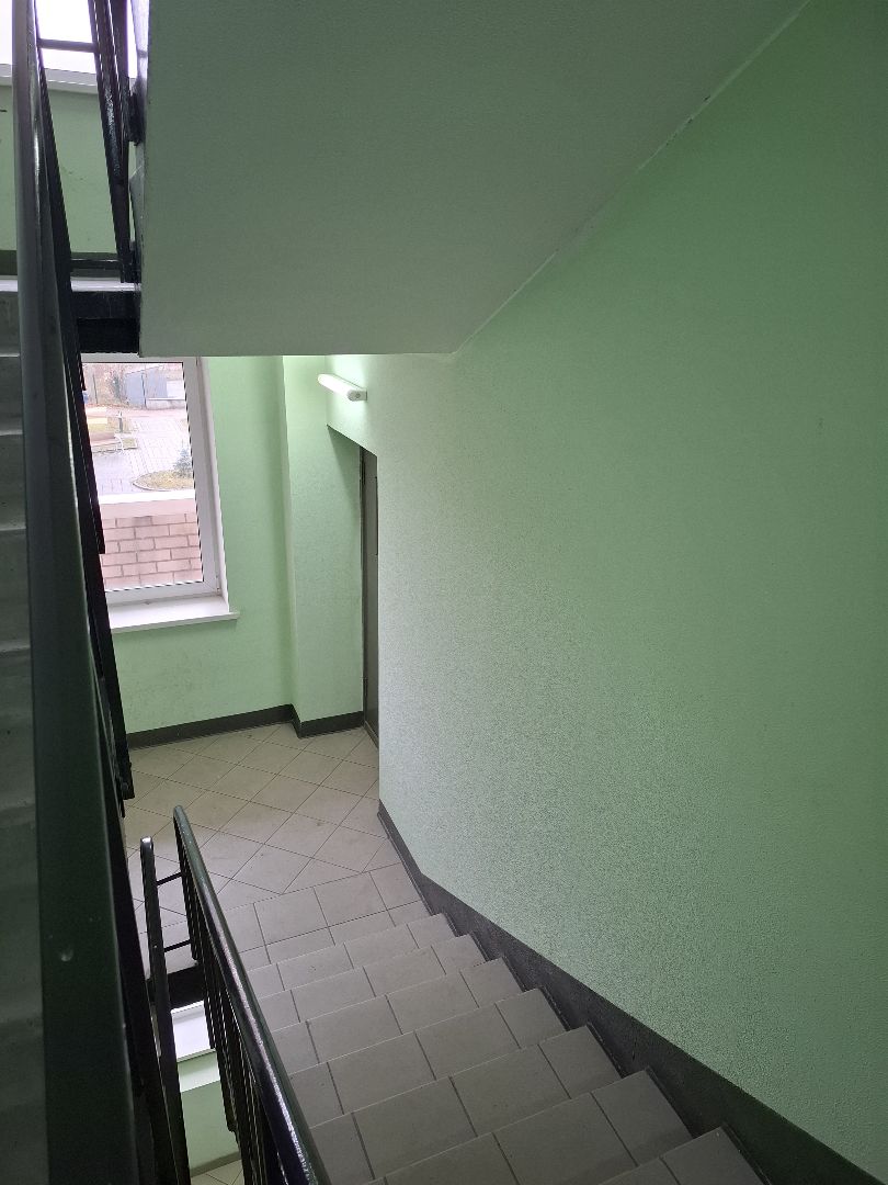 Ирб8 восстановление освещения на лестничном марше 4.jpg