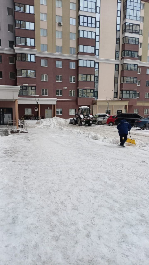 photo_5309919844331806717_y (1).jpg