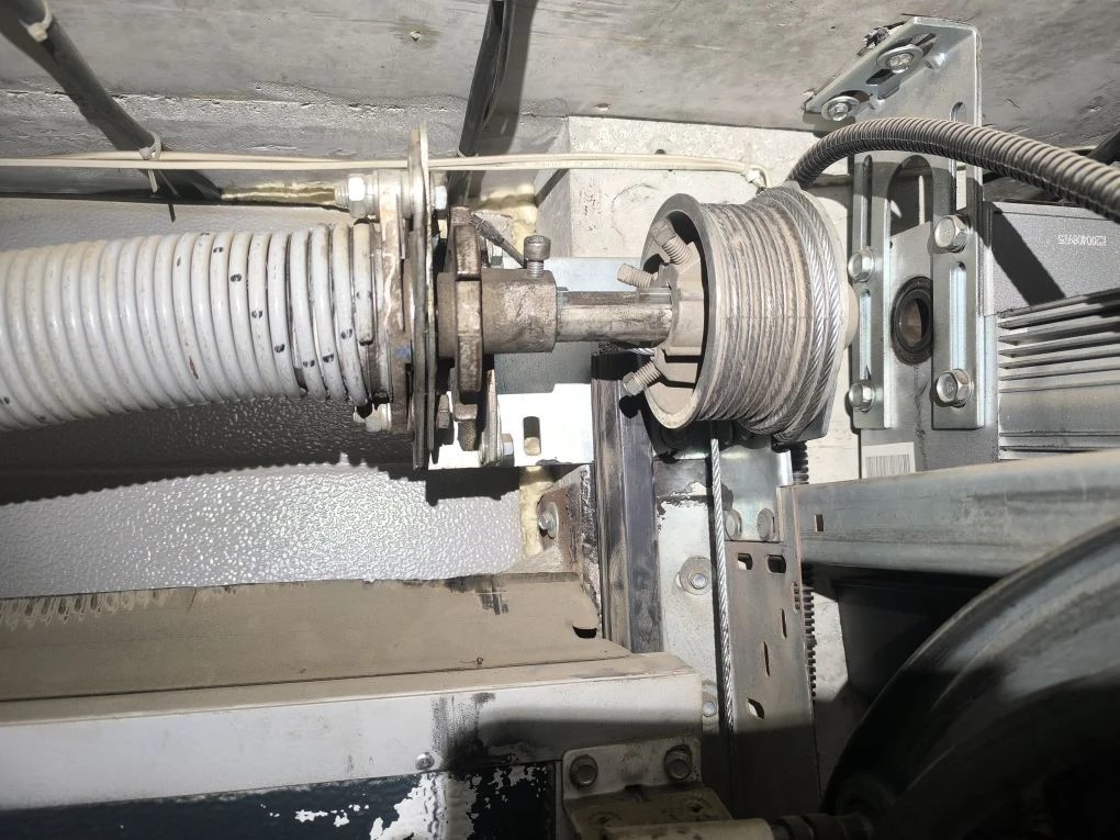 db5ef422-7d1a-4cfe-9b42-1abcbe1c212e.jpg