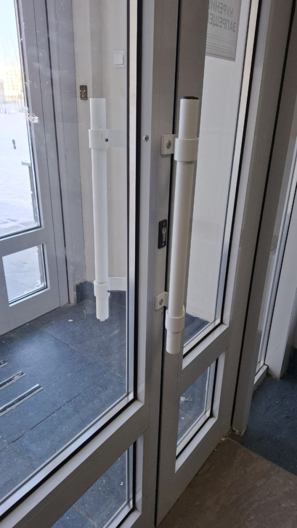 замена ручек на входных дверях (1).jpg