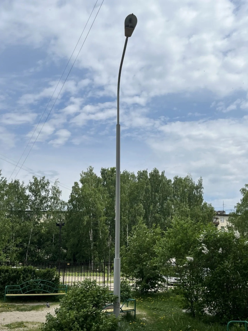 заменить лампу в светильнике дворового освещения.jpeg