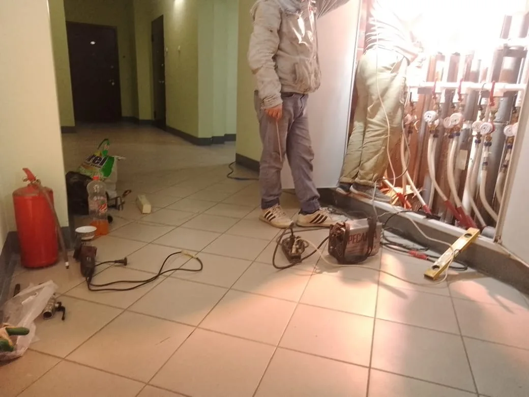 Остр,5. замена стояков ГВС.jpg