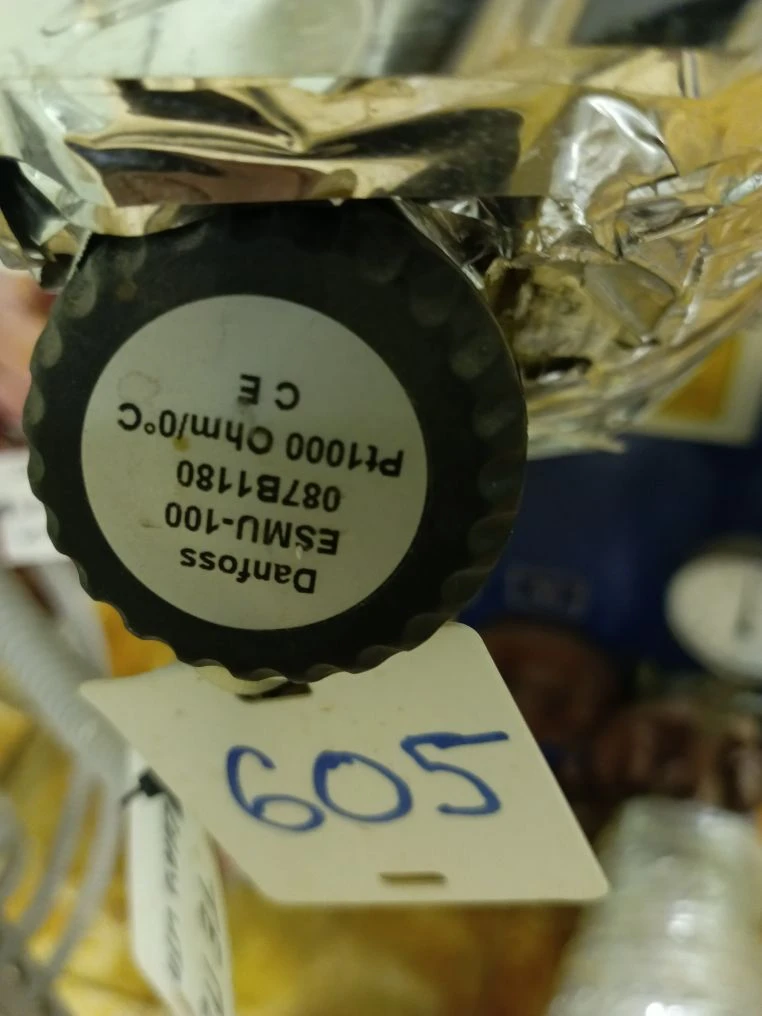 Вон75 замена датчиков температуры на котловом контуре ИТП.jpg Вон75 замена датчиков температуры на котловом контуре ИТП.jpg