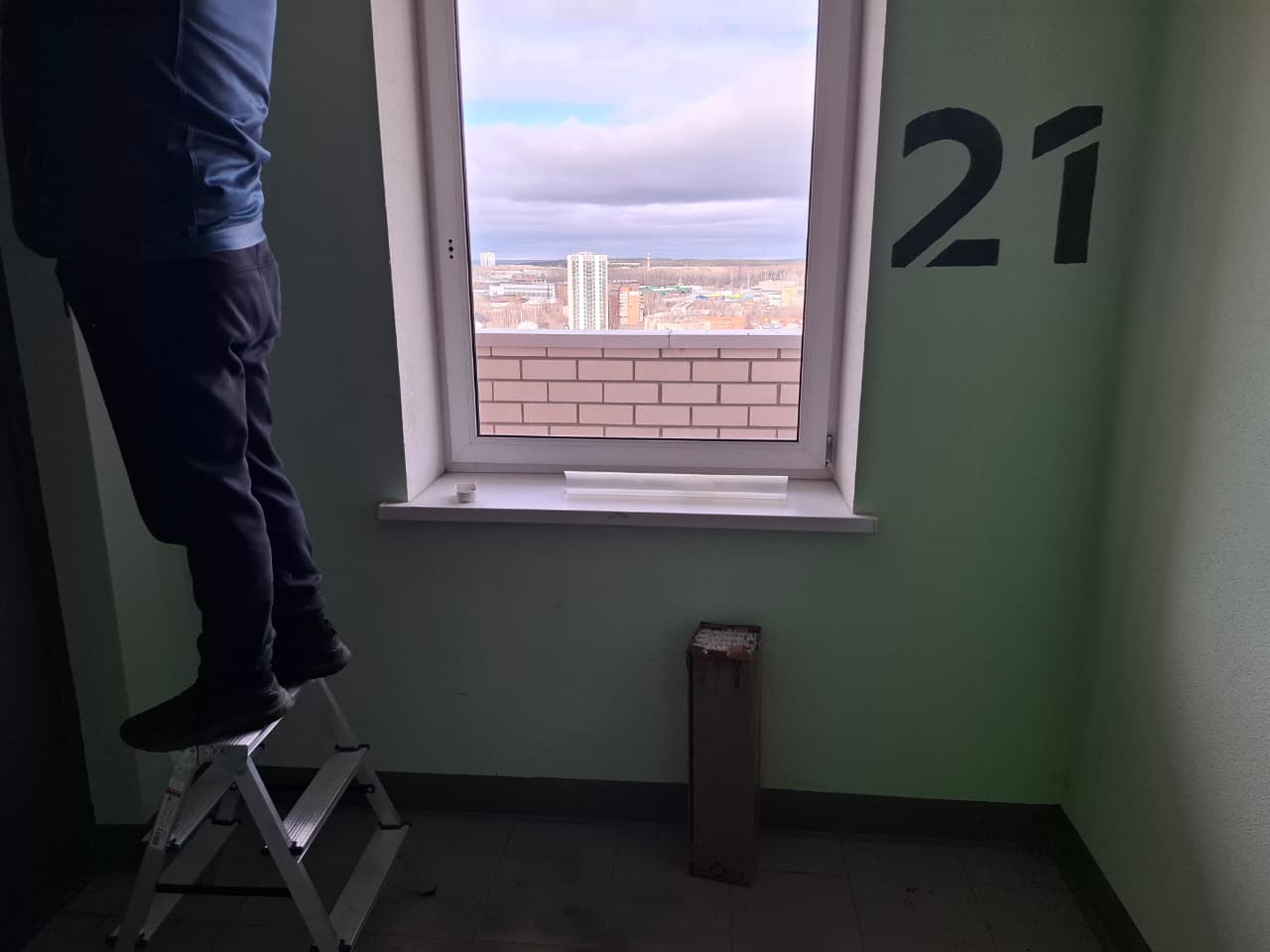 Ирб8 восстановление освещения на лестничном марше 6.jpeg