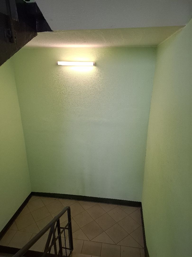 Ирб8 восстановление освещения на лестничном марше 3.jpg
