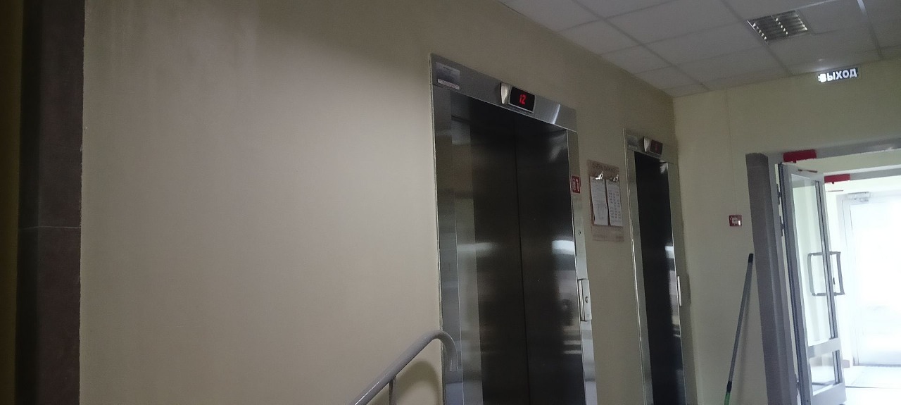 25.08.4 под,1 эт локальный к. ремонт на стене.jpg