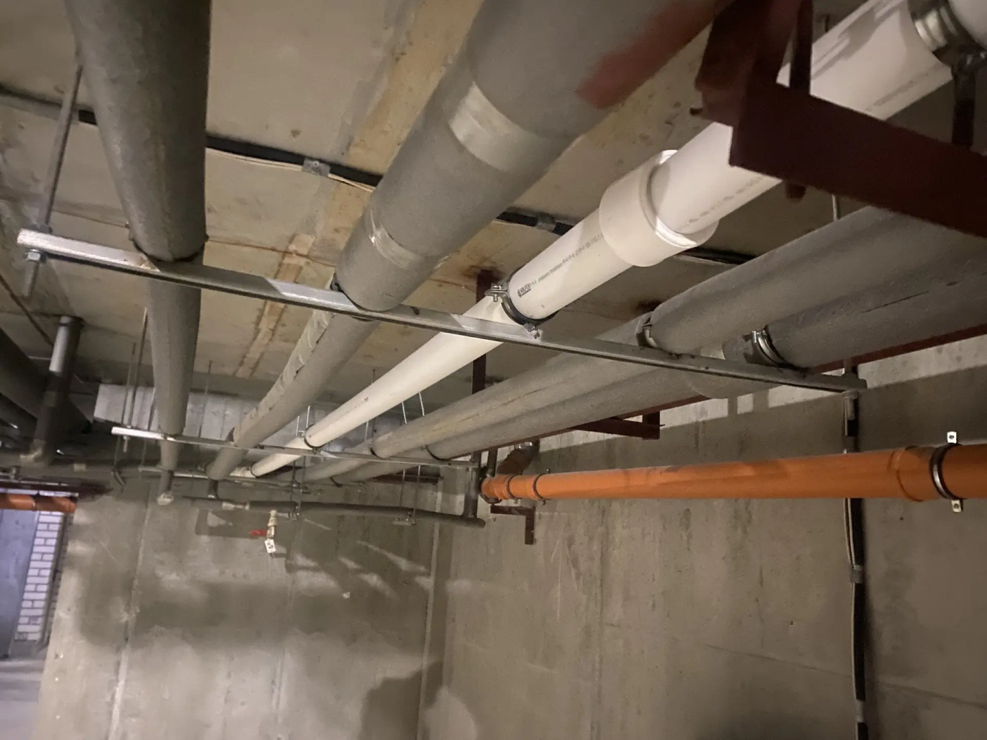 128c9085-0ec4-4665-a9db-6c051523ac45 (1).jpg